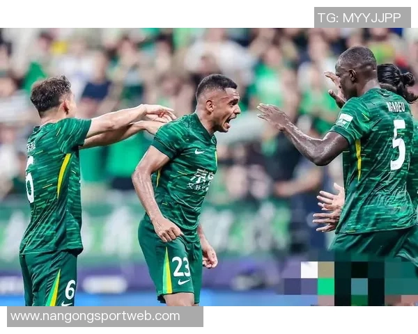 北京国安在教学赛中以2-1战胜天津津门虎展现强劲实力 北京国安在教学赛中以2-1战胜天津津门虎展现强劲实力