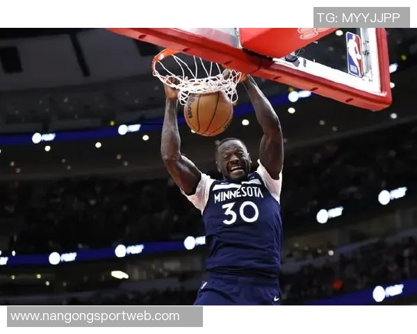 兰德尔赛季数据亮眼场均272分65篮板52助攻命中率高达56三分命中率47 兰德尔赛季数据亮眼场均272分65篮板52助攻命中率高达56三分命中率47